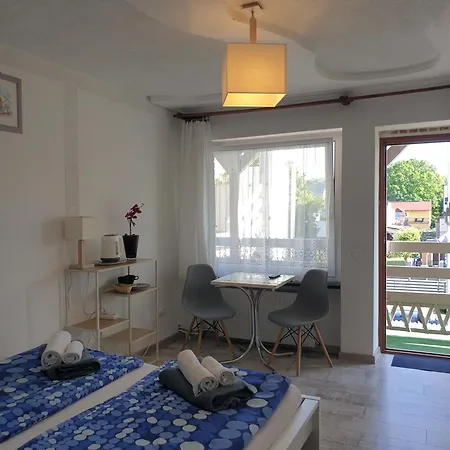 Sandra Ii Homestay szállás *