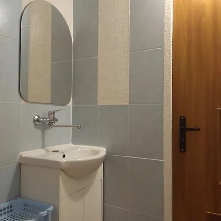 Sandra Ii בית אירוח *