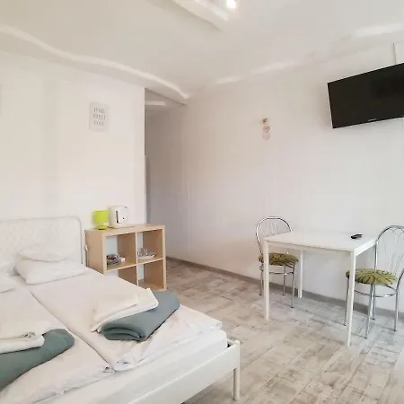 Sandra Ii בית אירוח *