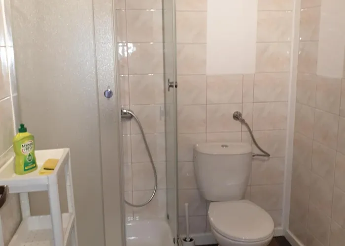 Sandra Ii Alloggio in famiglia